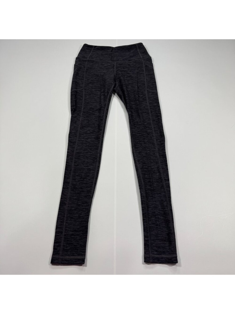 Victoria’s Secret Legging Women's 2 Gray Polyester Ankle Workout Performance Gym